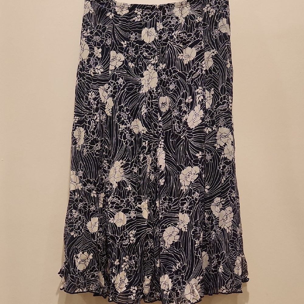 Hillard & Hanson Navy and White Floral Midi Skirt